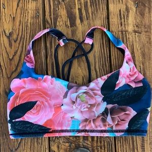 Lululemon Free To Be Bra